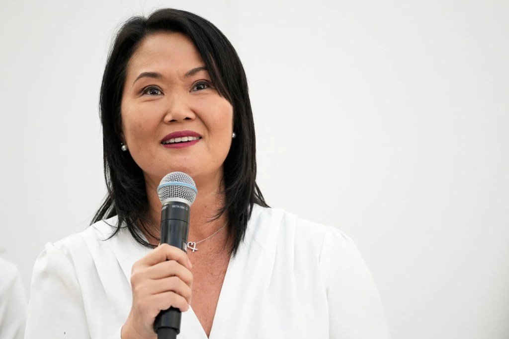 Revirement à droite : la présidentielle au Pérou remportée par la candidate ultraconservatrice Keiko Fujimori